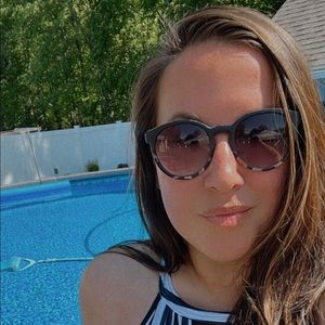 Meet your Posher, Mallory